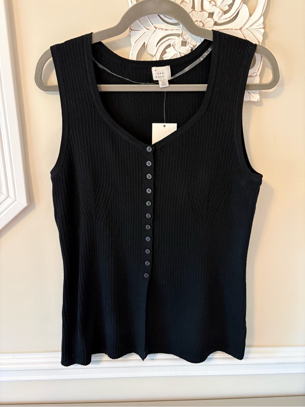 a new day Black Ribbed Button-Front Tank